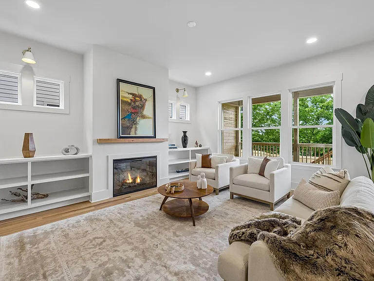 905 Potter Ln — Photo 6