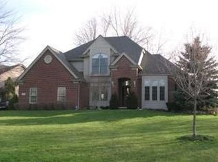 4875 Sawgrass Dr W, Ann Arbor, MI
