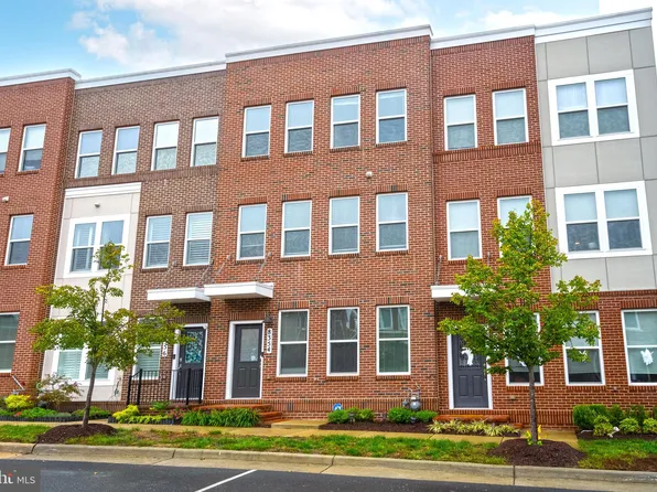 8354 Sallyport St, Lorton, VA 22079