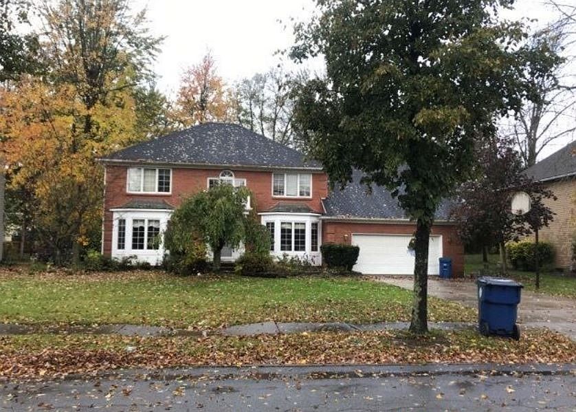 1st image of 18 E Pinelake Dr