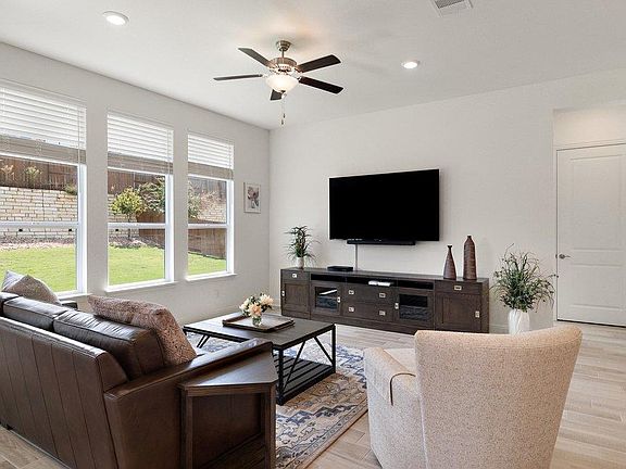 5th image of 5913 Cimarron Ridge Ln