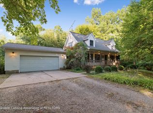 6044 W Beard Rd, Perry, MI 48872