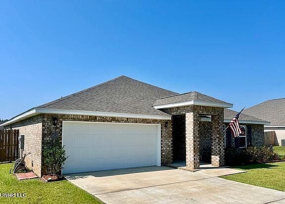 2nd image of 18155 Big Leaf Dr