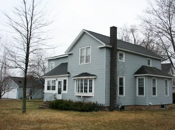 215 Prospect Ave, Nekoosa, WI 54457
