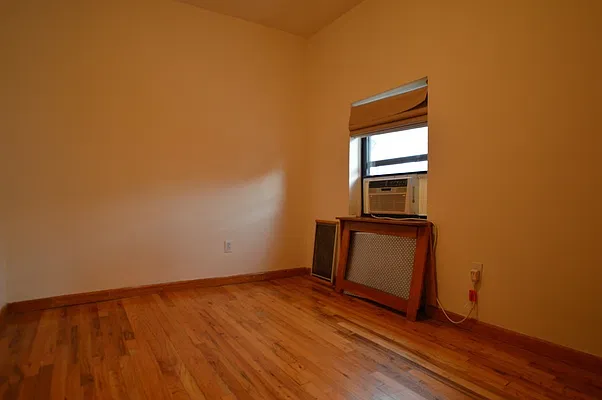 Rented by City Stop Realty | media 10