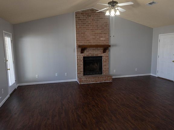 3rd image of 6501 Ashton Cir