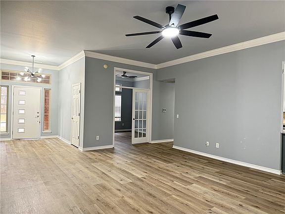 4th image of 3497 Eaglecrest Cir