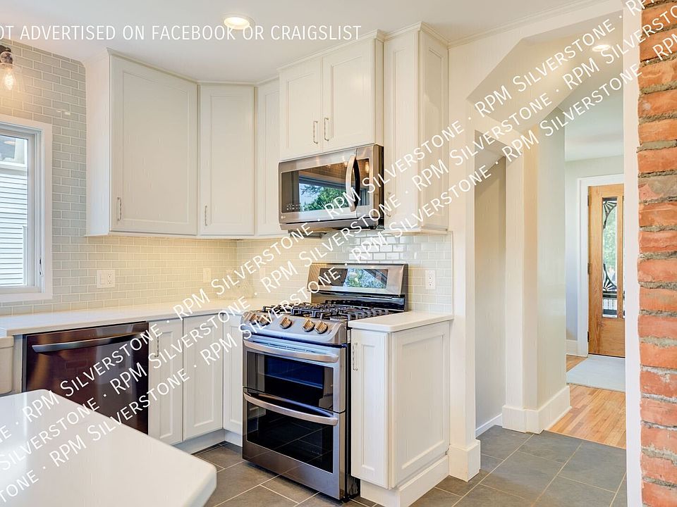 308 E Lawrence Ave, photo 28