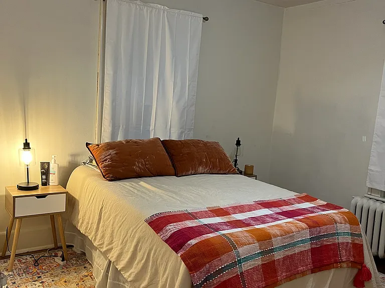 Second Bedroom w/ Designer Ceiling Fan!