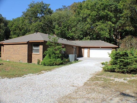 2nd image of 16315 Dogwood Valley Rd