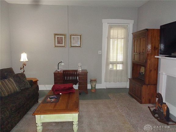 3rd image of 1617-21 E 5th St #1617