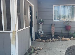 10133 Frazier Rd, Redding, CA 96003