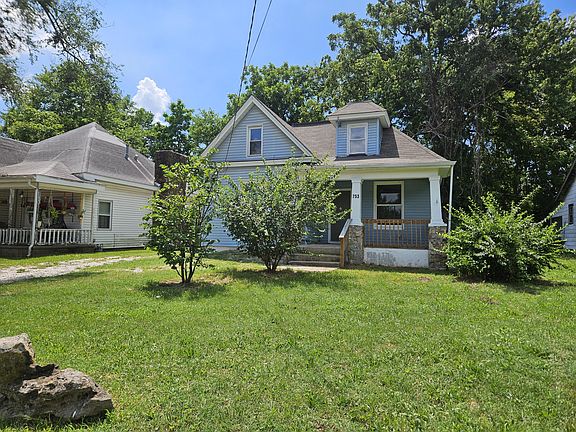 2nd image of 753 N Brown Avenue