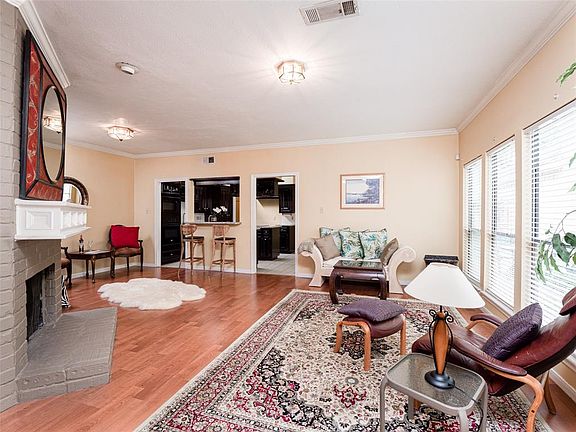 For Showings: 281-785-1456
