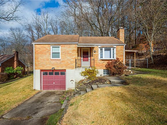 2nd image of 105 Idaway Dr