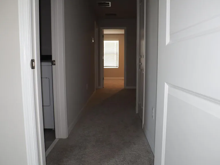 7627 Momentum Pkwy — Photo 21