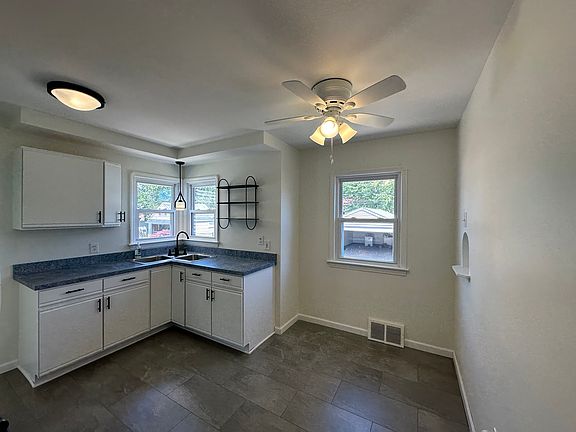 5th image of 8006 Essen Ave