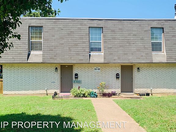 2nd image of 109 Highland Park Ct #103