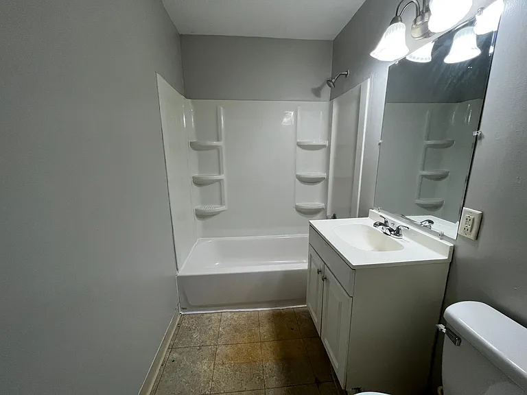 2089 Bancroft St — Photo 11