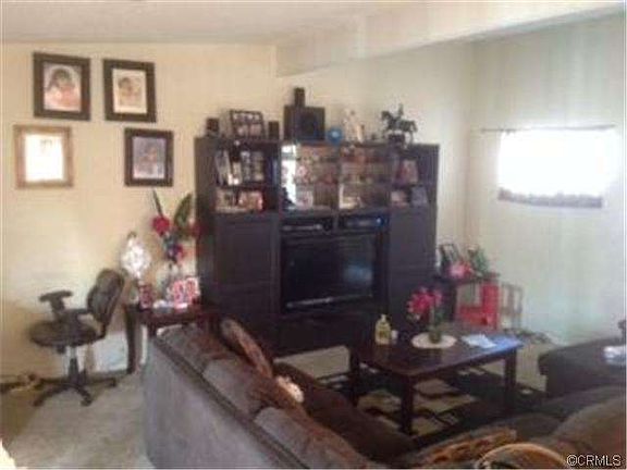 5th image of 943 Le Borgne Ave