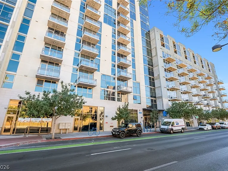353 E Bonneville Ave #746 — Photo 4