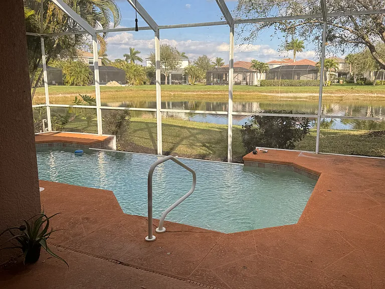 2693 Sunset Lake Dr — Photo 14