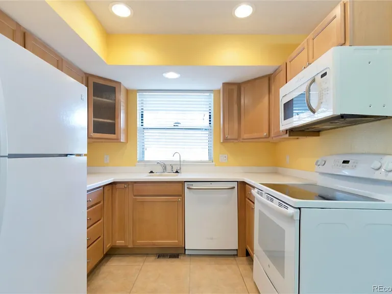 17133 E Ford Dr — Photo 8