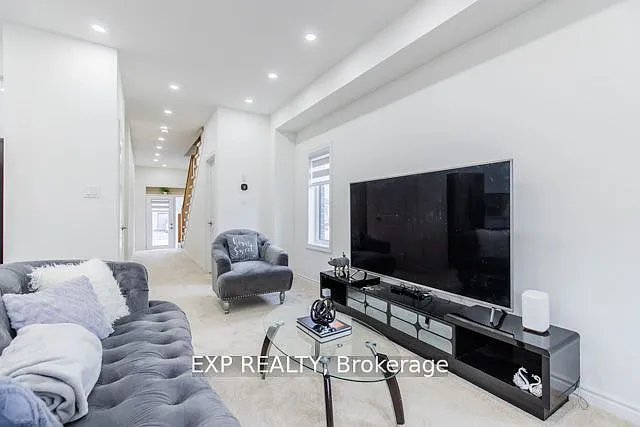 12 Bowery Rd #MAIN — Photo 7