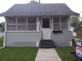 2124 S Central Ave, Burlington, IA 52601