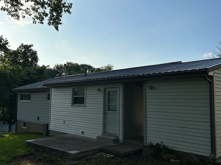 2523 Marvin St — Photo 13
