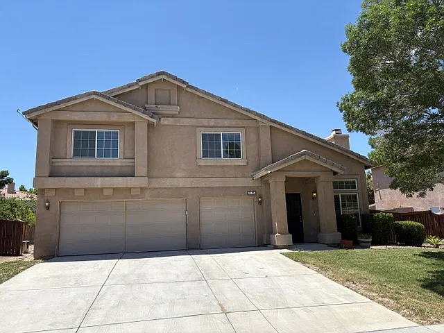 14848 Grasshopper Ct — Photo 2