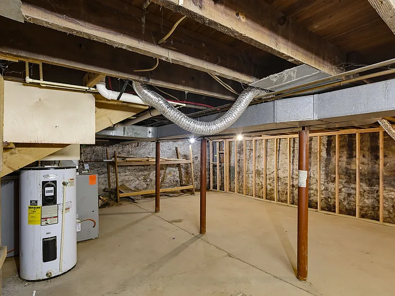 837 Virginia Ave — Photo 34