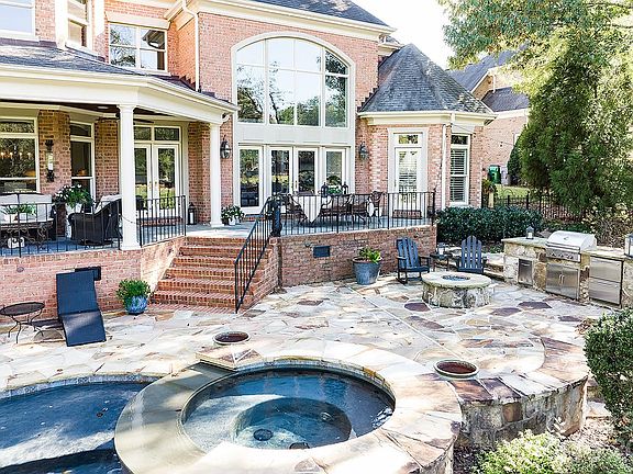 4th image of 15517 Ballantyne Country Club Dr