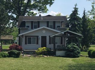 33361 Lake Rd, Avon Lake, OH 44012