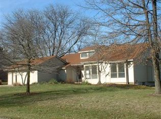 6702 Fox Hunt Ct, West Chester, OH 45069