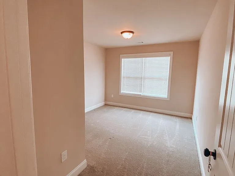 1532 Middleton Dr — Photo 21