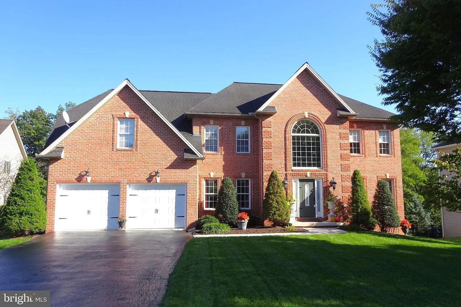 2505 Castlegreen Dr photo 1