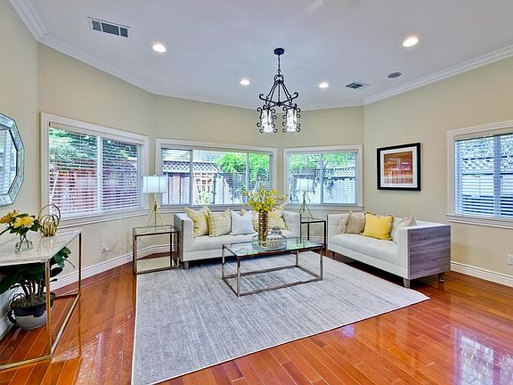 5th image of 10131 Santa Clara Ave