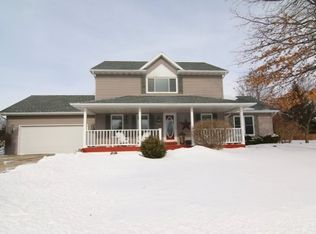 1312 Schefelker Ln, Stoughton, WI 53589