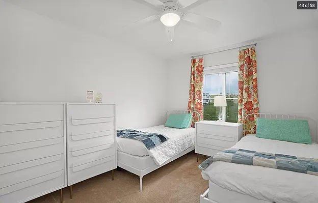 6536 S Oak Hill Cir — Photo 15