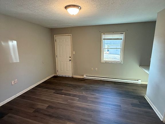 4th image of 1417 N Sunrise Dr APT 2