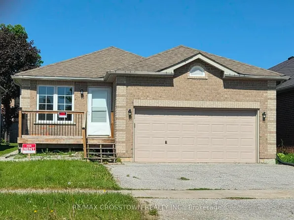 22 Larkin Dr, Barrie, ON L4M 7A9