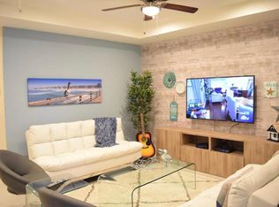 2219 Felspar St, San Diego, CA 92109