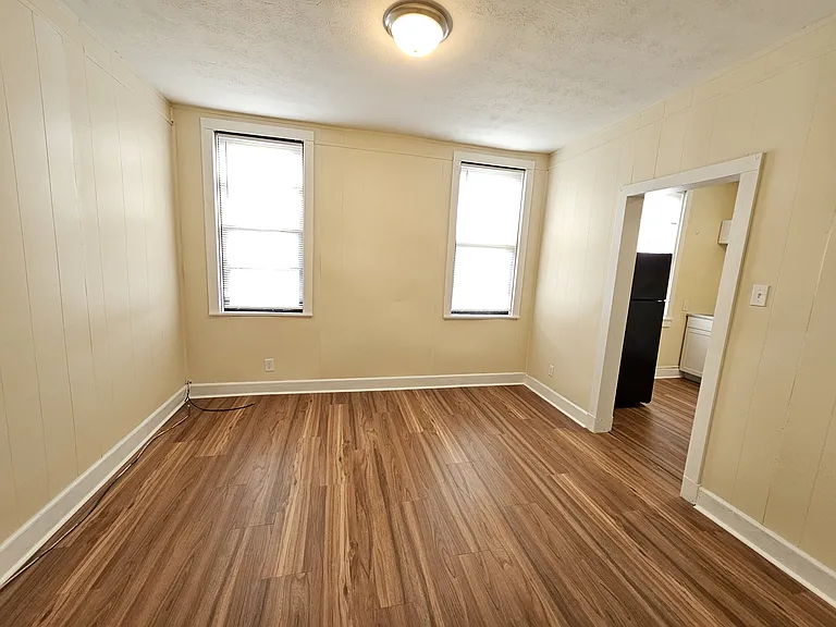 3 Lachman Way — Photo 5