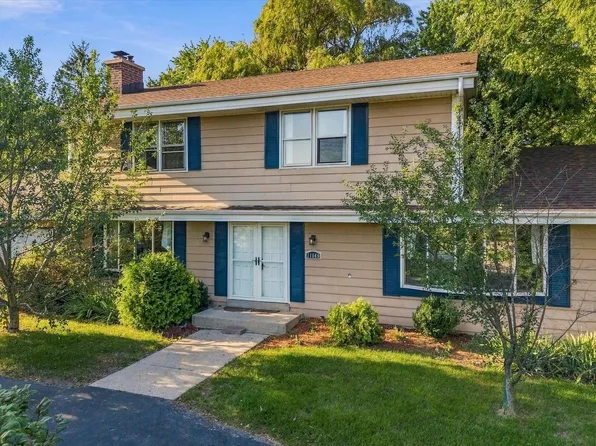 11145 N Riverland COURT, Mequon, WI 53092