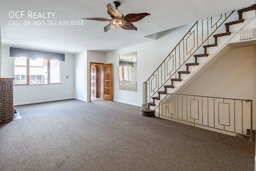 Three Bed Point Breeze Townhome — Photo 2