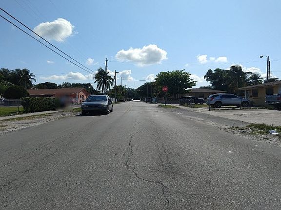 4th image of 1511 NW 30th St