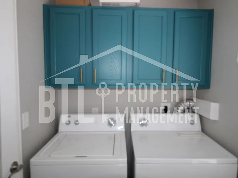 2905 Vineyards Pkwy #5 — Photo 16