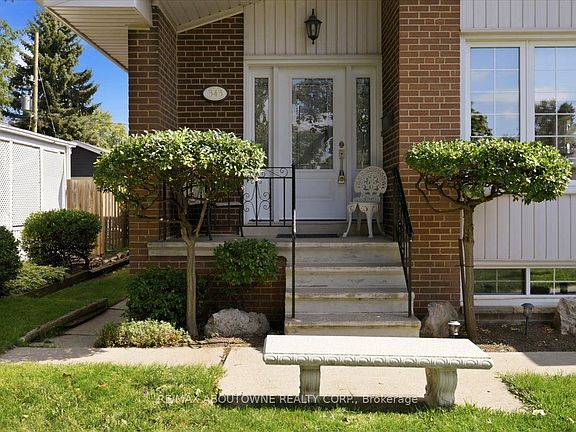 4th image of 343 Duncombe Dr