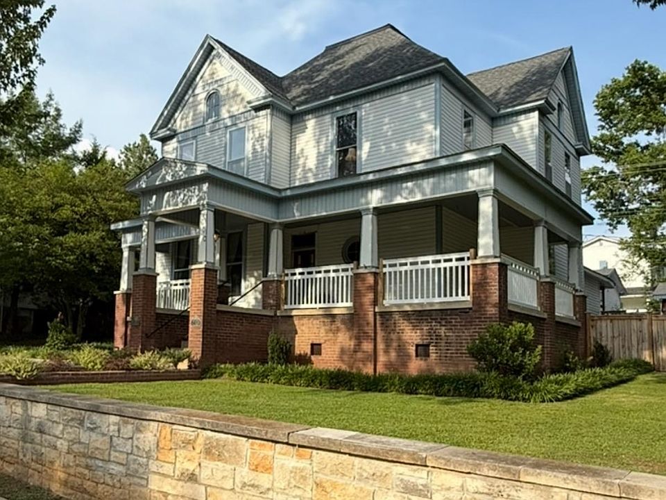 1st image of 600 Austin Ave